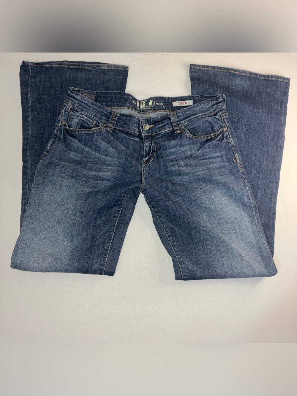 !iT Dive lowrise Women’s Dark Blue Boot/flare Cut Jeans 32/reg